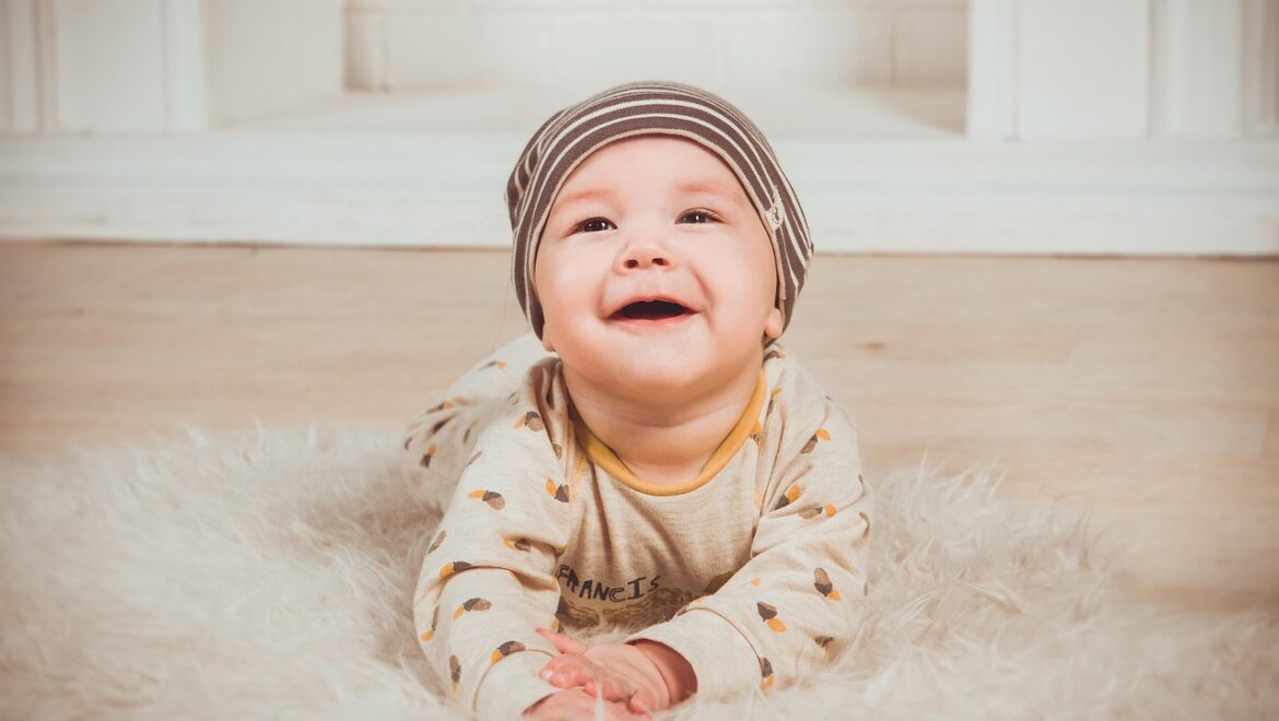 Why Tummy Time Is So Important – And How to Make It Fun 