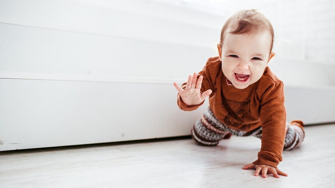 How and When Do Babies Start Crawling?