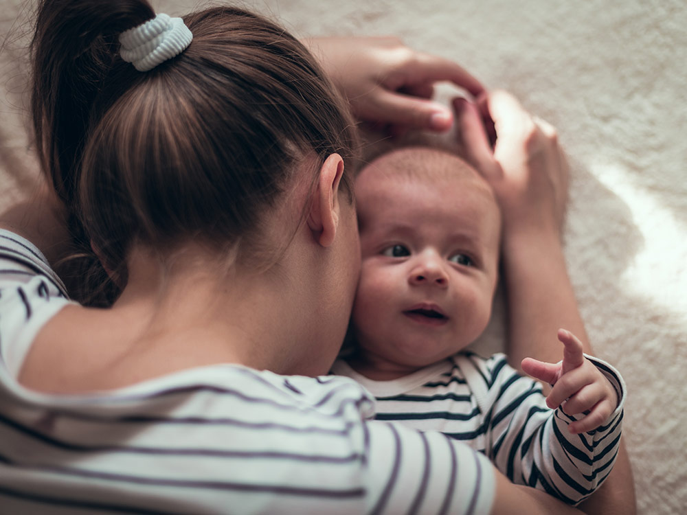 Understanding Postpartum Depression and When to Seek Support Understanding Postpartum Depression and When to Seek Support
